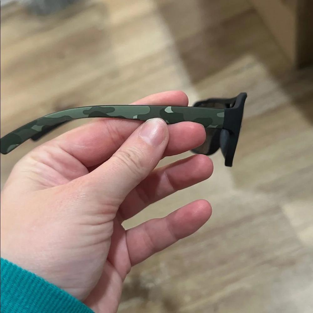 Stylish Black Sunglasses with camo sides - 2-4T
